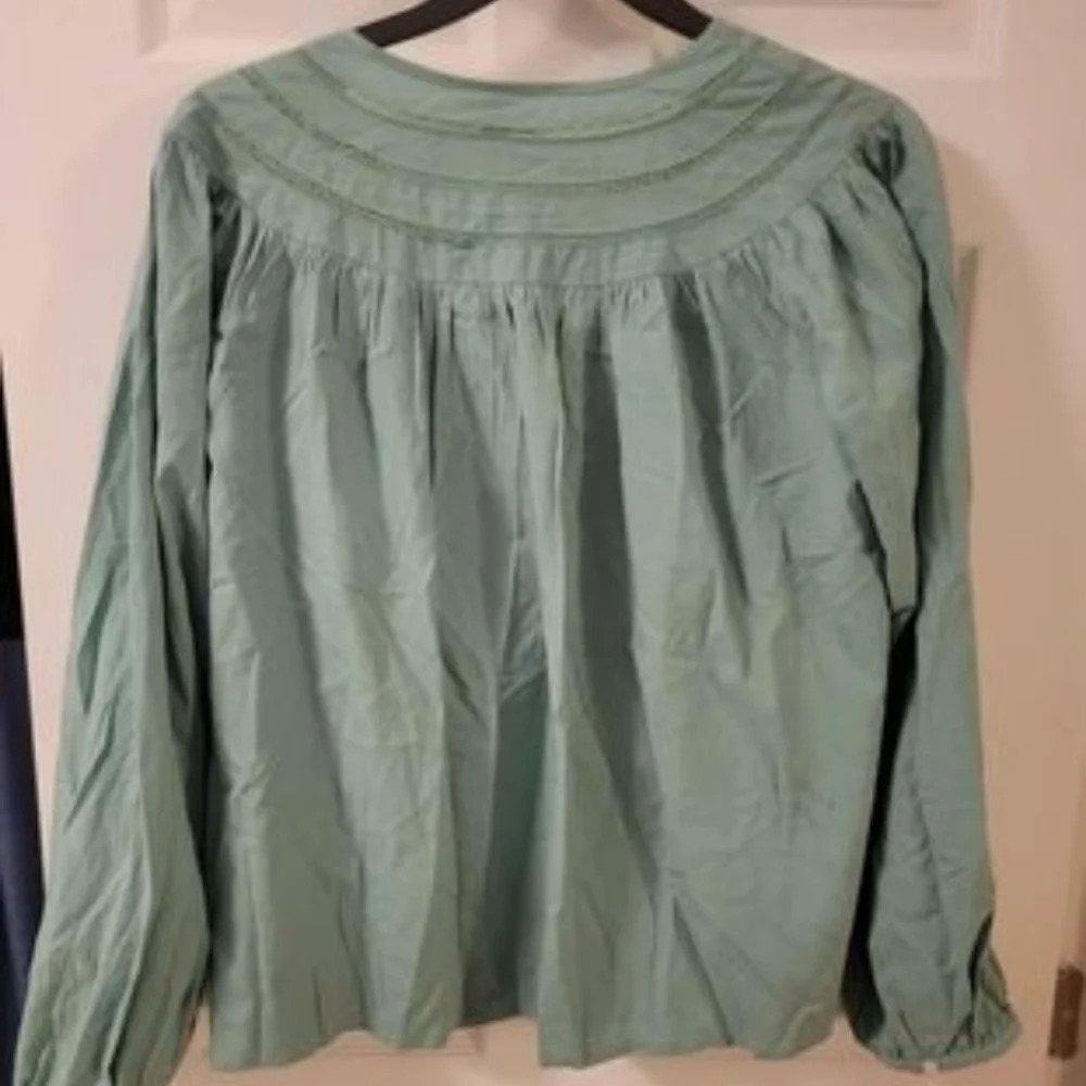 Blouse - Picture 2 of 2